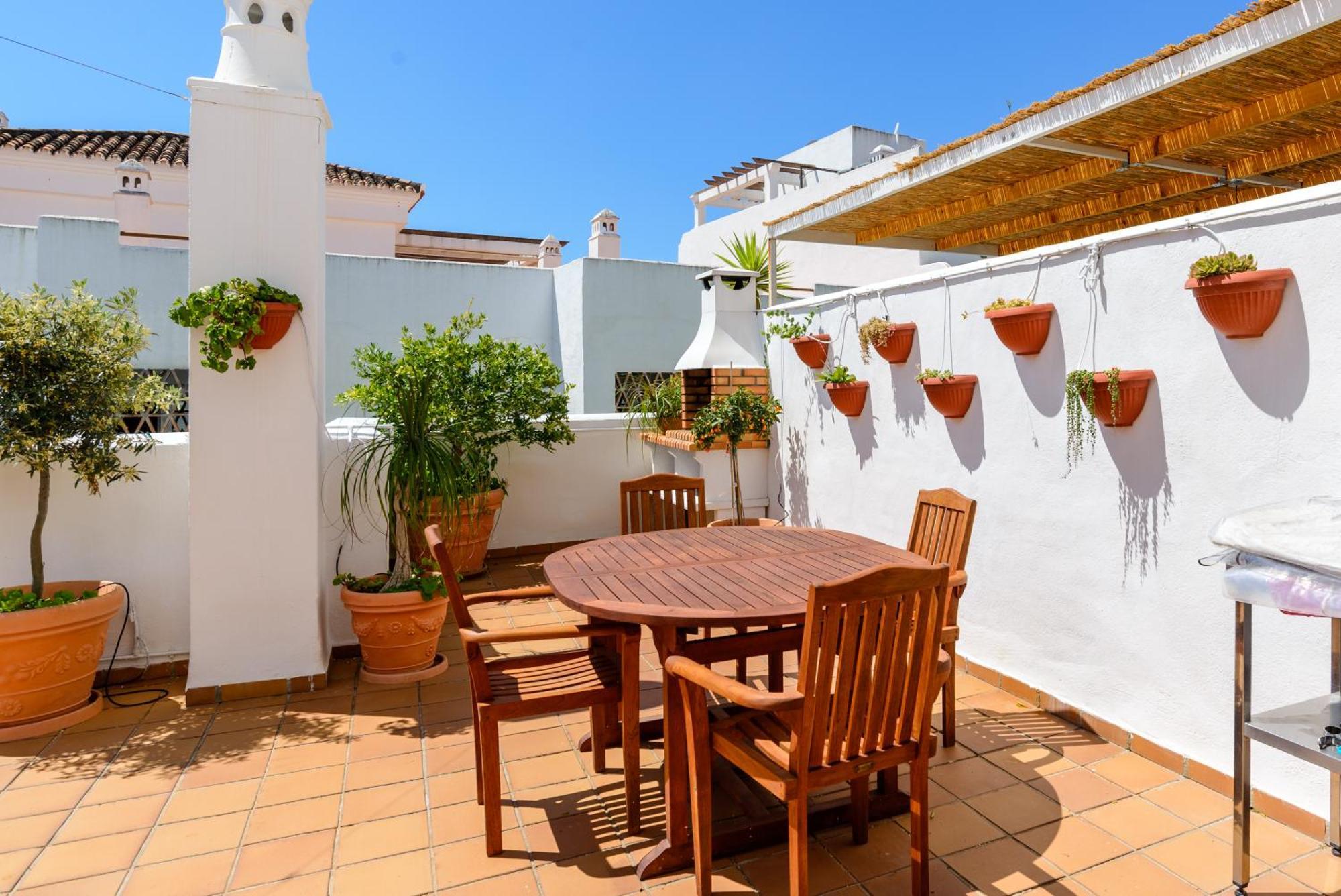 Golf Hills Acomodação com café da manhã Estepona Exterior foto